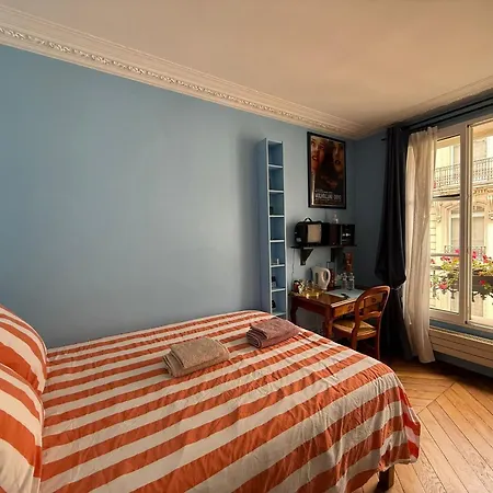 ホームステイ Bergere Opera Trevise - 2 Connecting With Private Bathroom And 1 Study - 35 M2 *