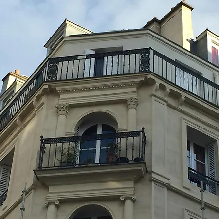 Bergere Opera Trevise - 2 Connecting With Private Bathroom And 1 Study - 35 M2 民宿 巴黎