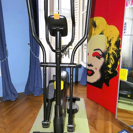 Δωμάτια σε οικογενειακή κατοικία Bergere Opera Trevise - 2 Connecting With Private Bathroom And 1 Study - 35 M2