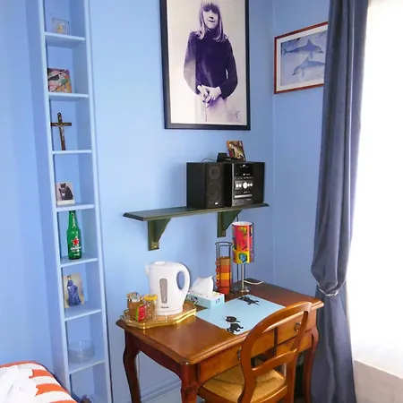 Δωμάτια σε οικογενειακή κατοικία Bergere Opera Trevise - 2 Connecting With Private Bathroom And 1 Study - 35 M2